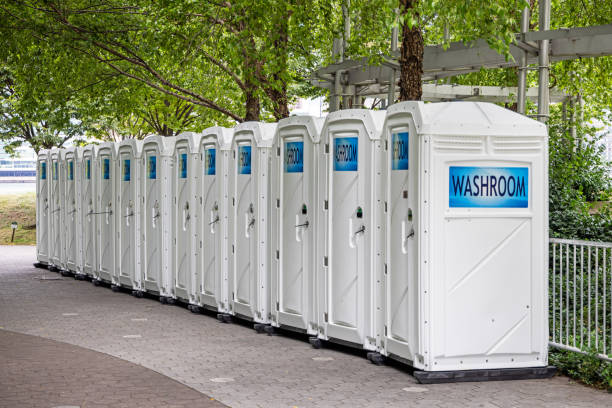 Best Portable restroom trailer rental  in Meridian, MS