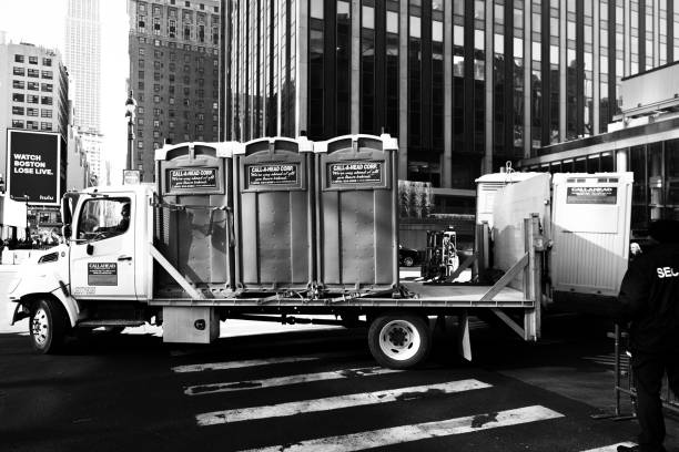 Best Porta potty delivery and setup  in Meridian, MS